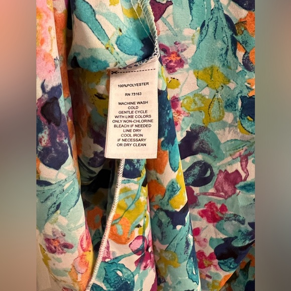 Size small bright pretty blue multicolor floral flower blouse sleeveless top - Picture 5 of 6